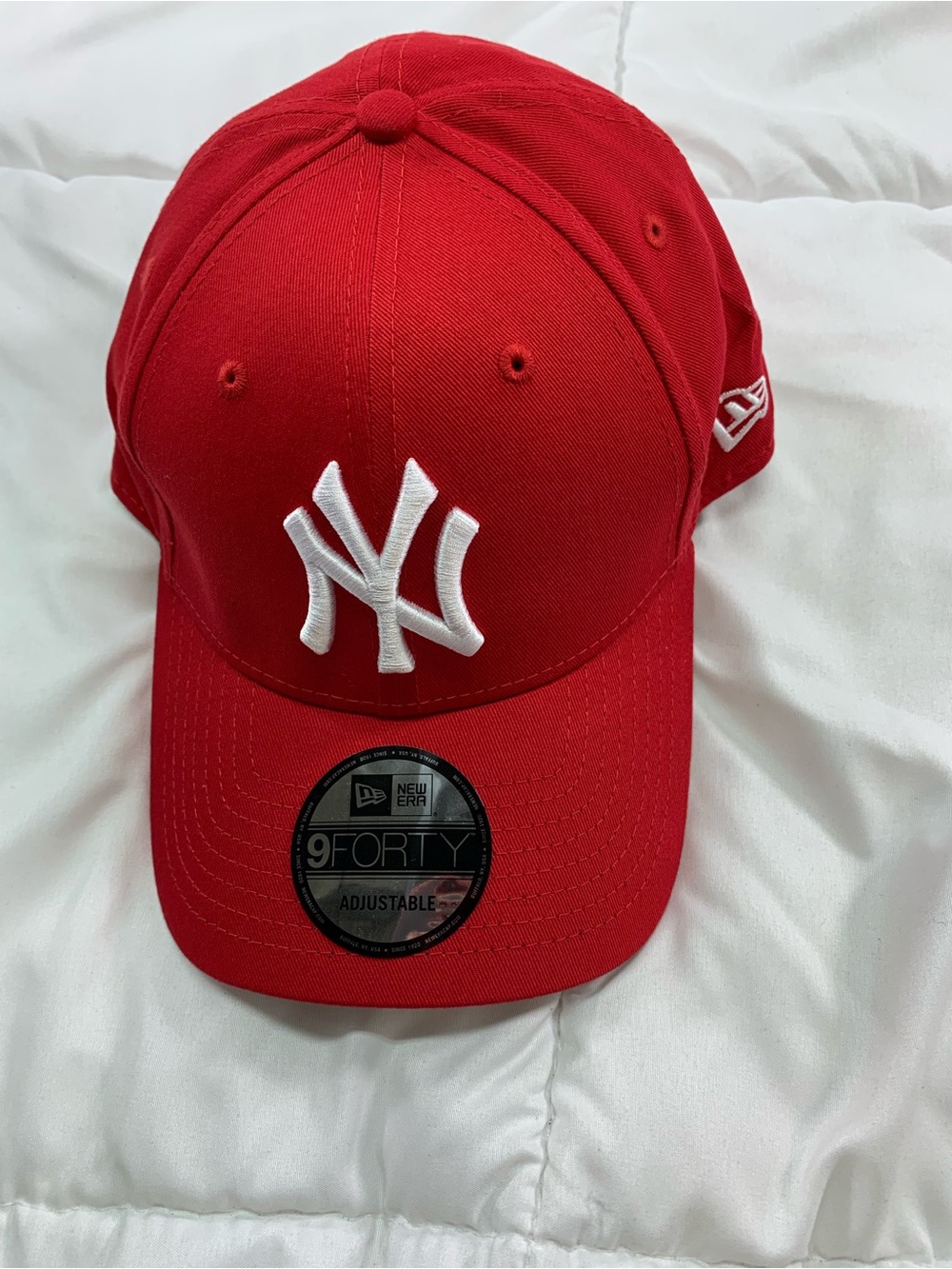 Preloved New Era hat size OS